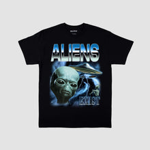 Load image into Gallery viewer, Aliens Exist Unisex T-shirt