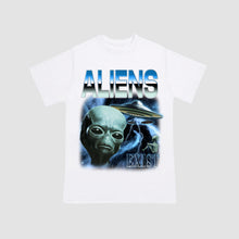 Load image into Gallery viewer, Aliens Exist Unisex T-shirt